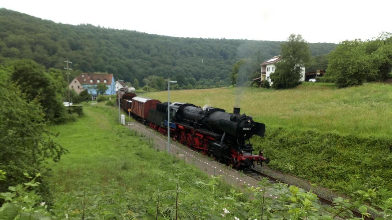 Appartamento Reitstation Rossmuehle Gräfendorf Esterno foto